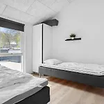 度假居 Helina - 180m From The Sea By Interhome *
