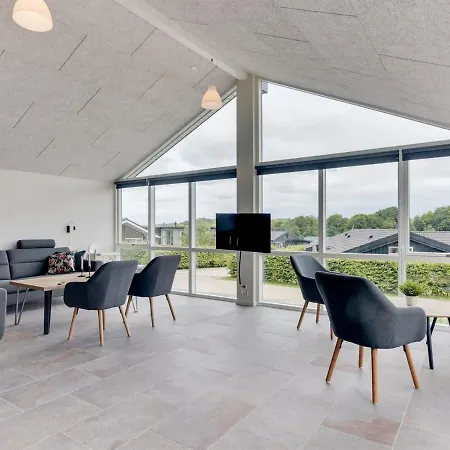 Holiday home Helina - 180m From The Sea In Se Jutland By Interhome *