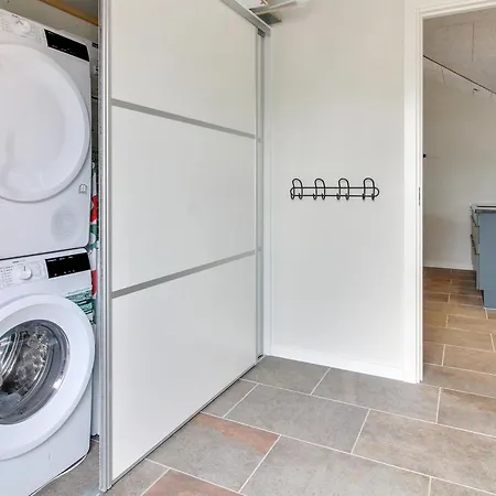 Helina - 180m From The Sea By Interhome *