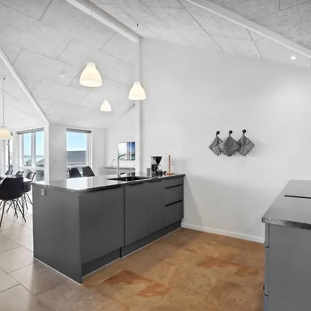Helina - 180m From The Sea By Interhome Feriehus