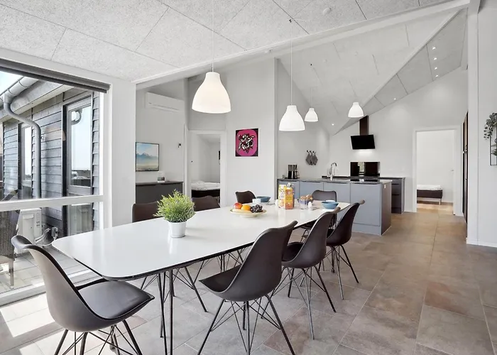 Helina - 180m From The Sea By Interhome