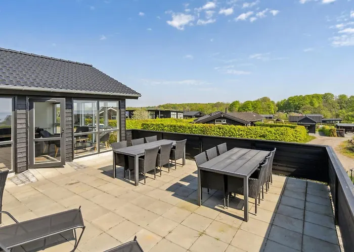 Helina - 180m From The Sea By Interhome *