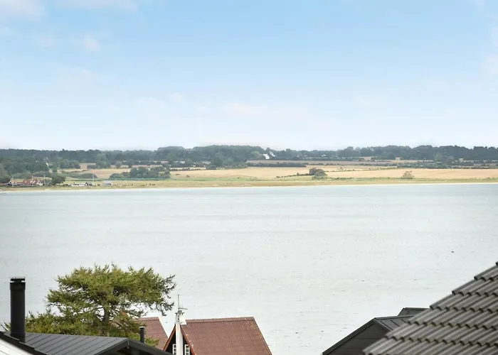 Helina - 180m From The Sea By Interhome